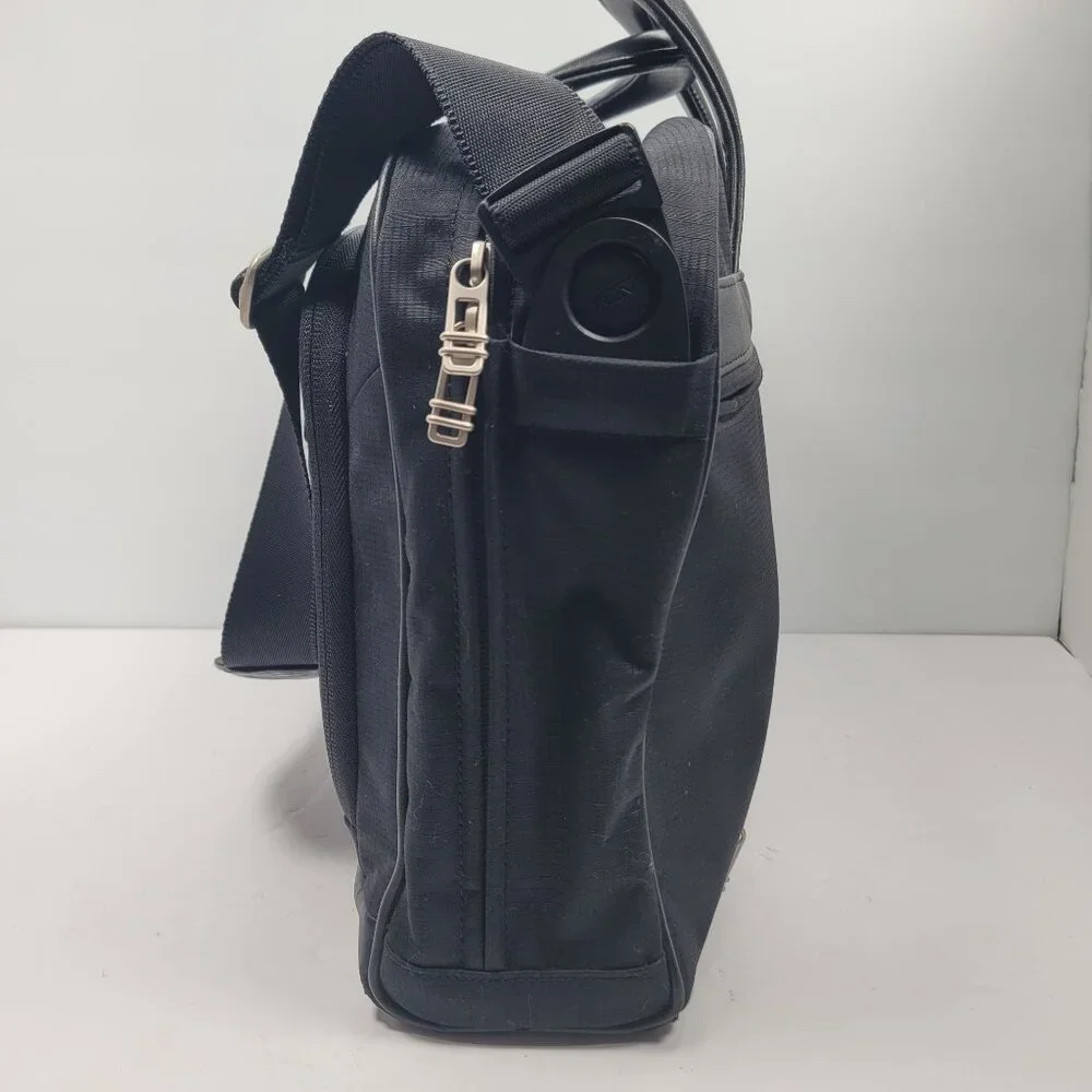 TUMI 2571D Men's Black Laptop Briefcase Shoulder Bag w/ Serial Number Tag